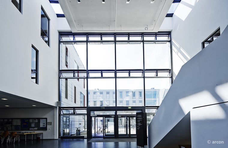 arcon sunbelt arctis - Zentralgebäude Fachhochschule Potsdam - Germany